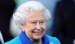 Кралица Елизабет II