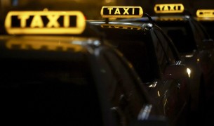 Такситата обсъждат 3 лв. първоначална тарифа