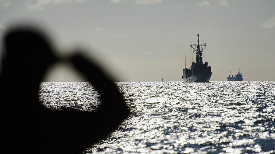 Полски десантен кораб потъна при учения на НАТО