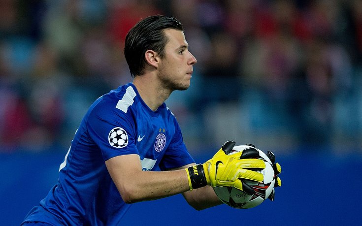 Нов вратар в Айнтрахт Франкфурт