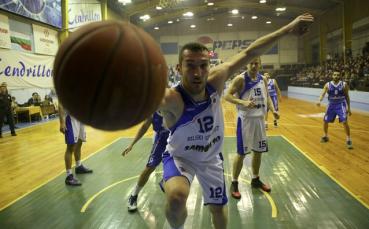 Златин Георгиев поднови договора си с Рилски спортист