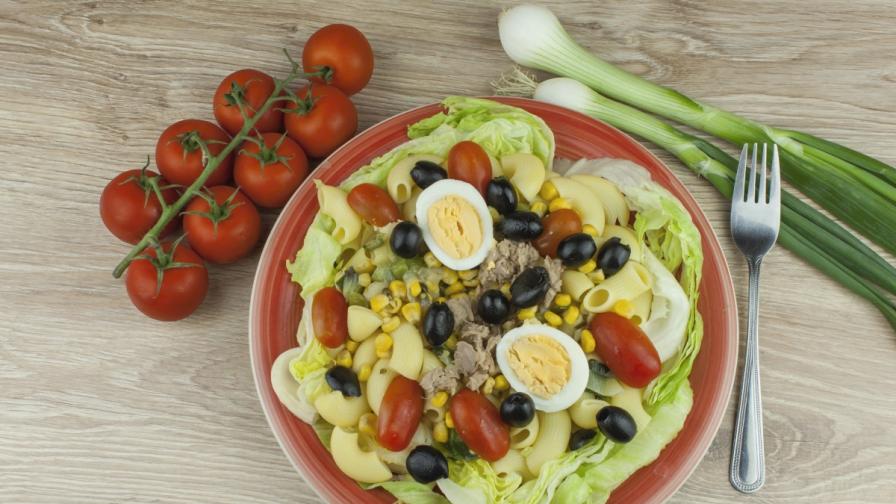 Яйцата в салатата подобряват усвояването на полезните съставки