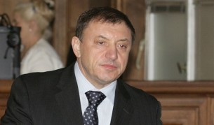 Алексей Петров