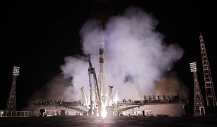 "Союз ТМА-17М" се скачи успешно с МКС