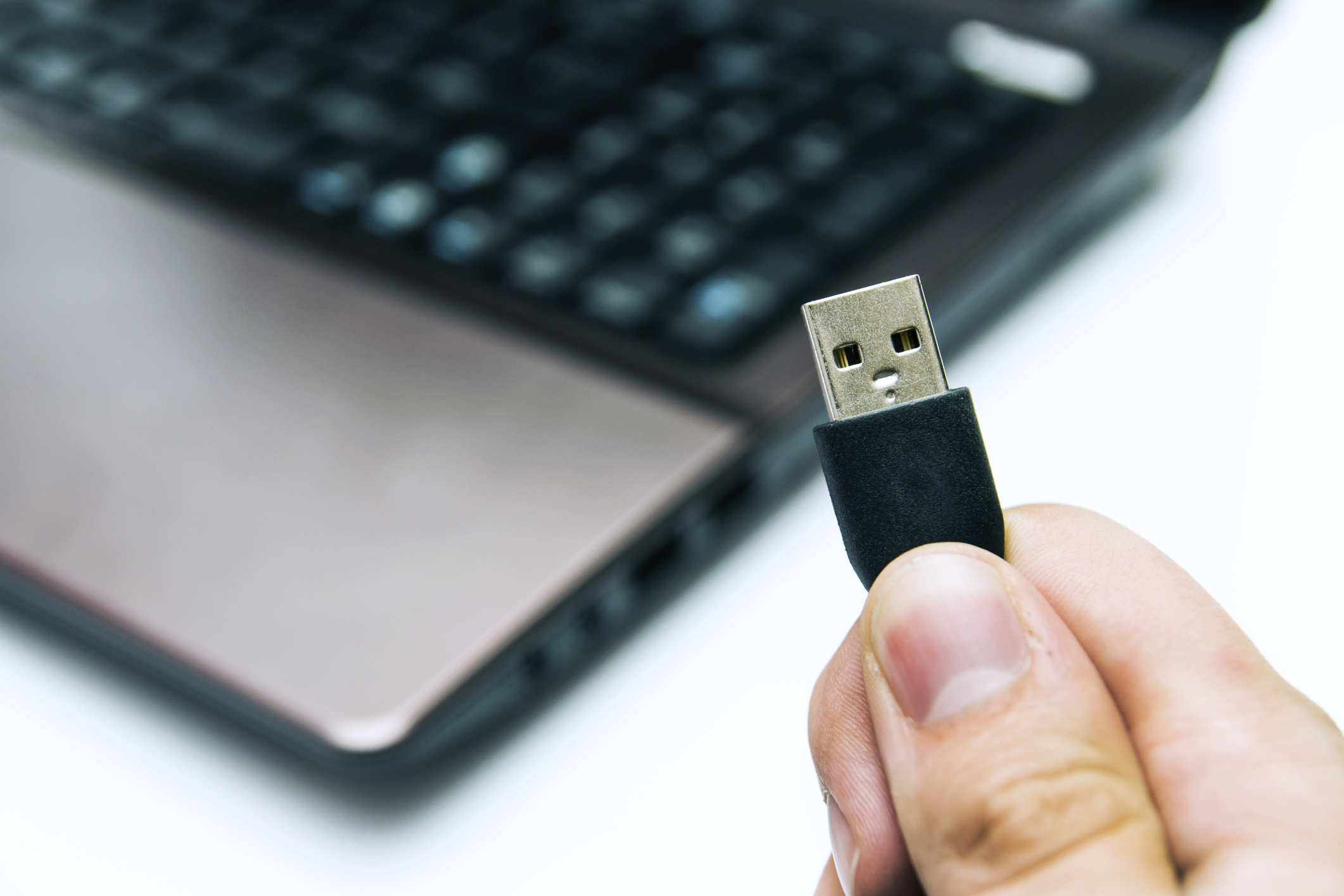 „Safely remove“, преди да извадим USB – нужно ли е