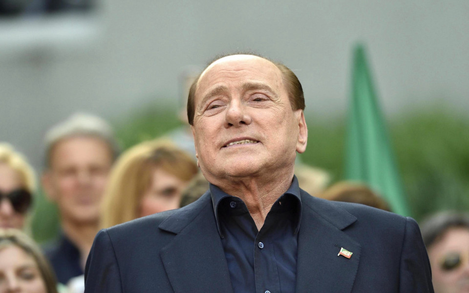 Берлускони поиска гаранции, че парите за Милан са чисти