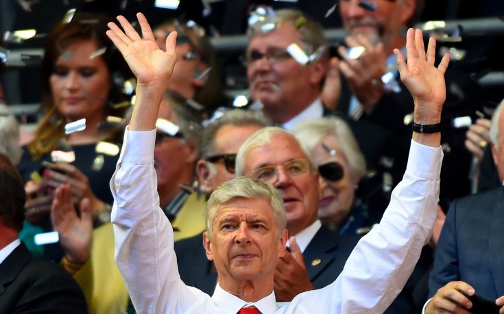 Босовете разрешиха на Венгер да пилее пари