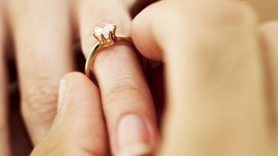 65% от жените не харесват годежния си пръстен