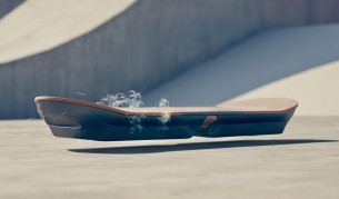 Летящият скейтборд на „Лексъс“ е вече тук