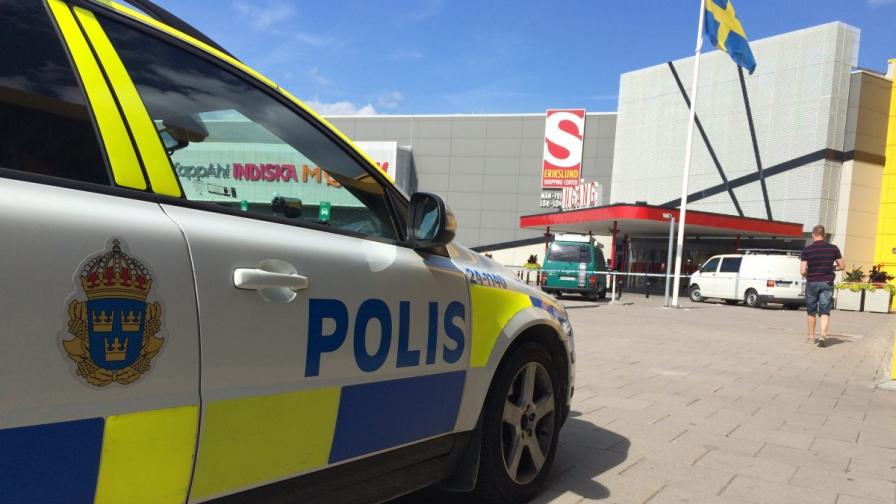 Жертвите в шведския мебелен магазин са майка и син