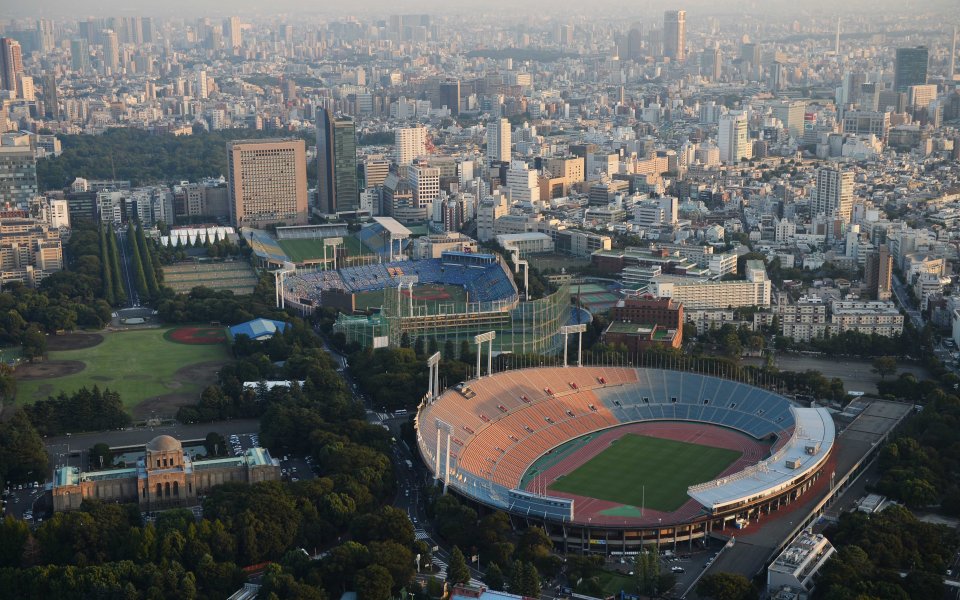 Олимпийският стадион може да бъде продаден след игрите през 2020 г.