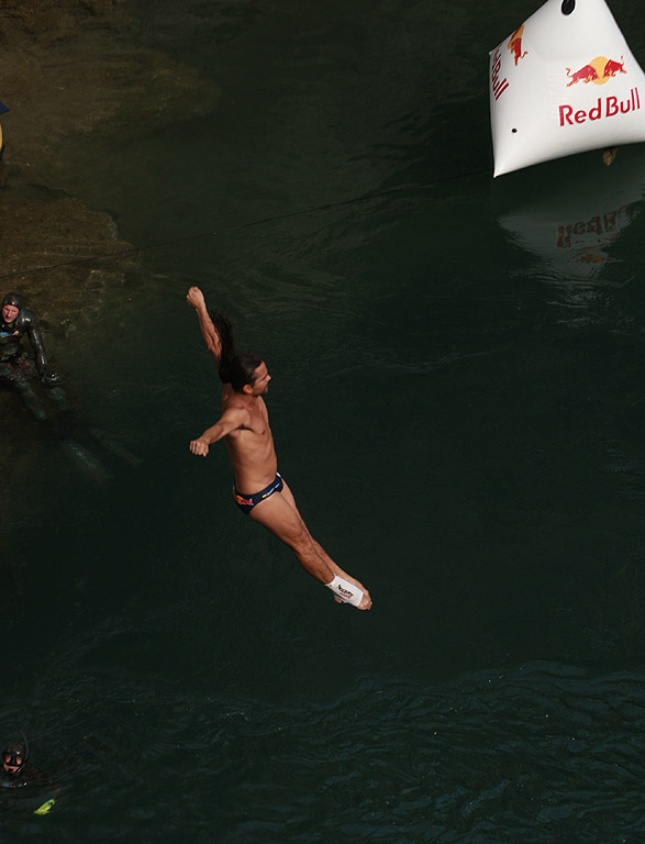 Ден първи от Red Bull Cliff Diving World Series в Мостар /Босна и Херцеговина