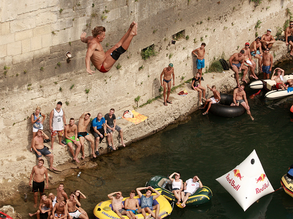 Ден втори от Red Bull Cliff Diving World Series в Мостар /Босна и Херцеговина