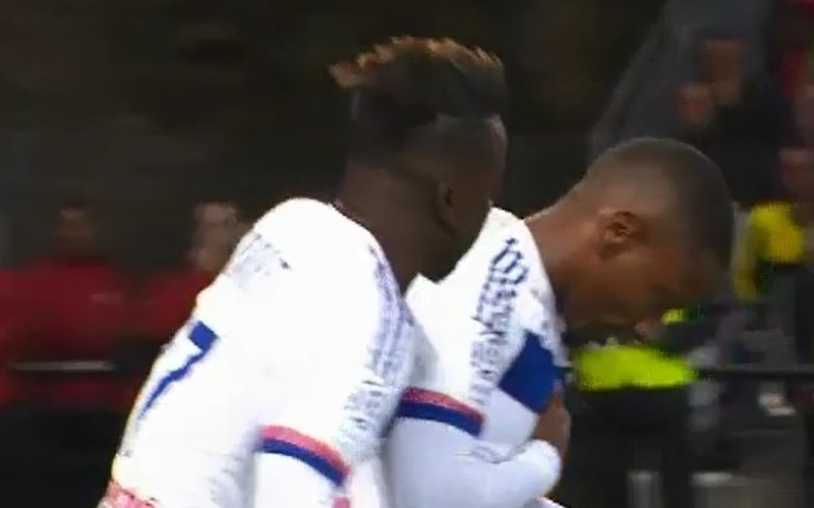 ВИДЕО: Лион постигна първа победа в Лига 1