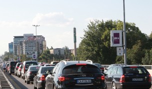 Идея: Такси за коли от провинцията, идващи в София
