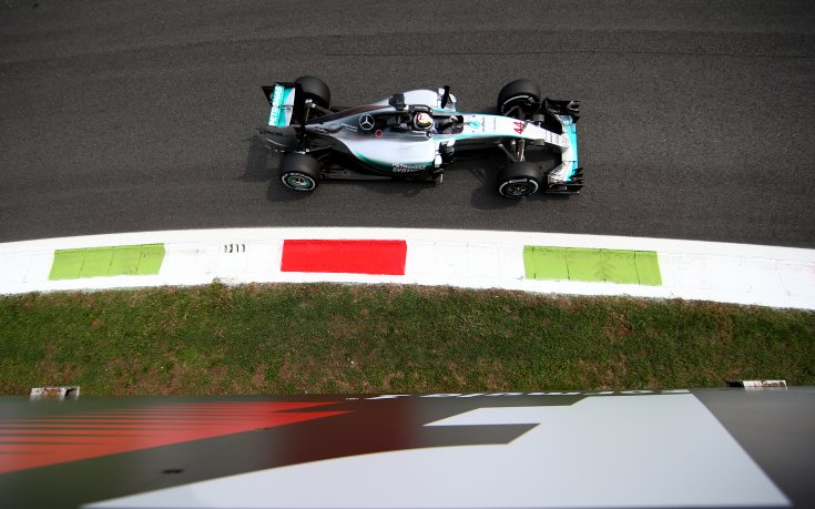 ВИДЕО: Първата свободна тренировка в Италия