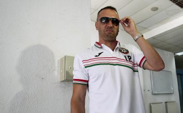 СНИМКИ: Националите се прибраха от Палермо