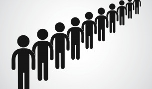 Учени измислиха как да намалят чакането на опашки