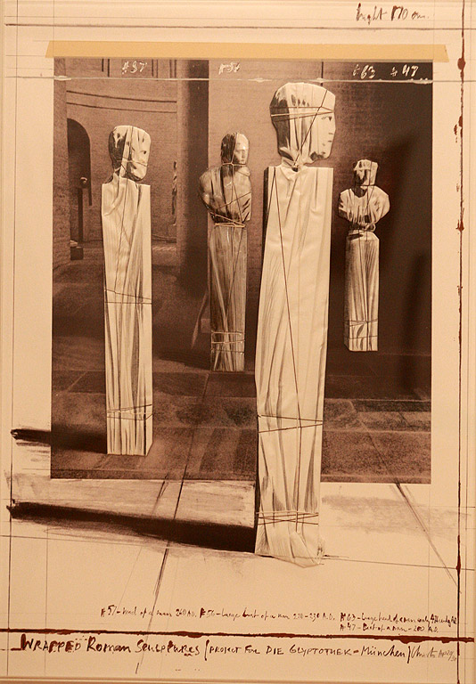 Изложба на Кристо и Жан-Клод - „Кристо и Жан-Клод: графики и обекти” в Софийската градска художествена галерия