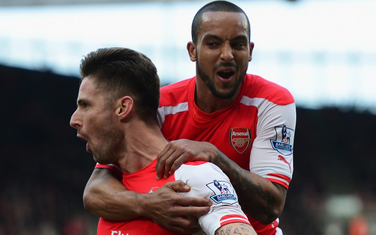 Хари Реднап упрекна Венгер заради ротациите на Жиру и Уолкът