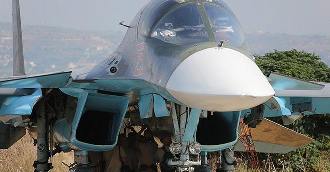 Най малко седем руски самолета са унищожени от минометен обстрел