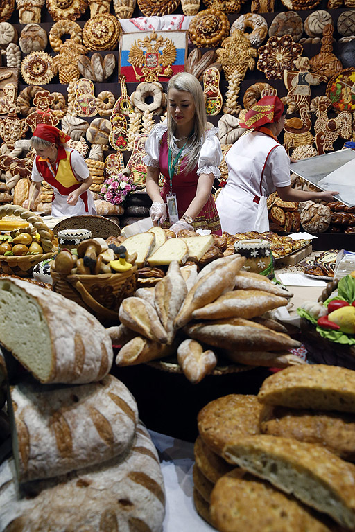 В международния изложбен център Crocus Expo в Москва, започна основното аграрно събитие на годината в Русия за представители на селско стопанската и хранително-вкусовата промишленост. През 2015 г. изложението се стреми да покаже развитието на вътрешния пазар на храни и създаването на жизнеспособна мрежа от земеделски производствени центрове за дистрибуция на едро в условия, когато Русия е обект на Западните санкции