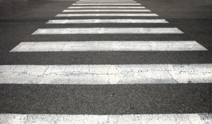 Триизмерна пешеходна пътека в Бургас предизвика полемики
