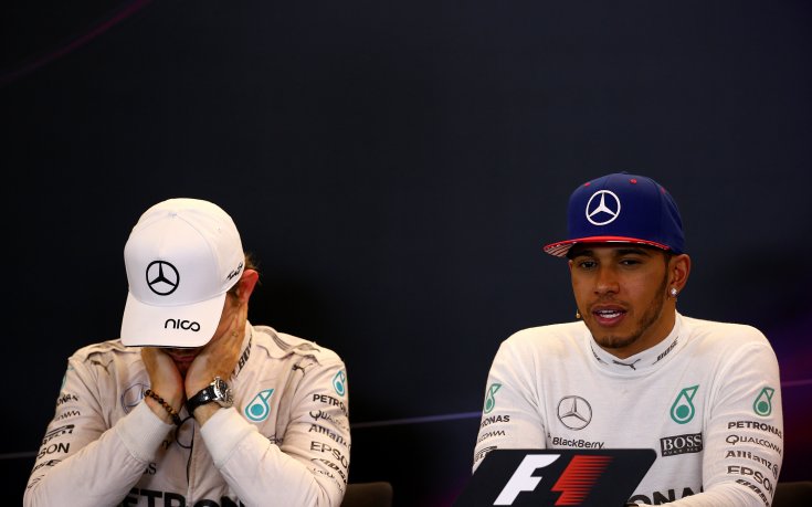 Хамилтън: Не е лесно да си ми съотборник