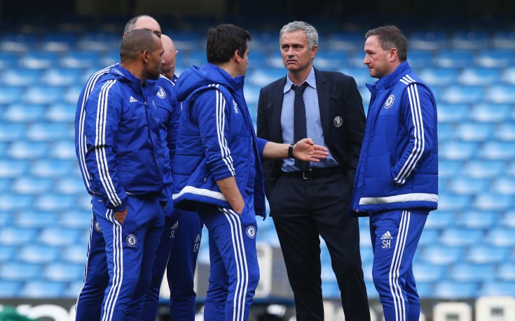 Лампард застана зад Специалния в трудния момент