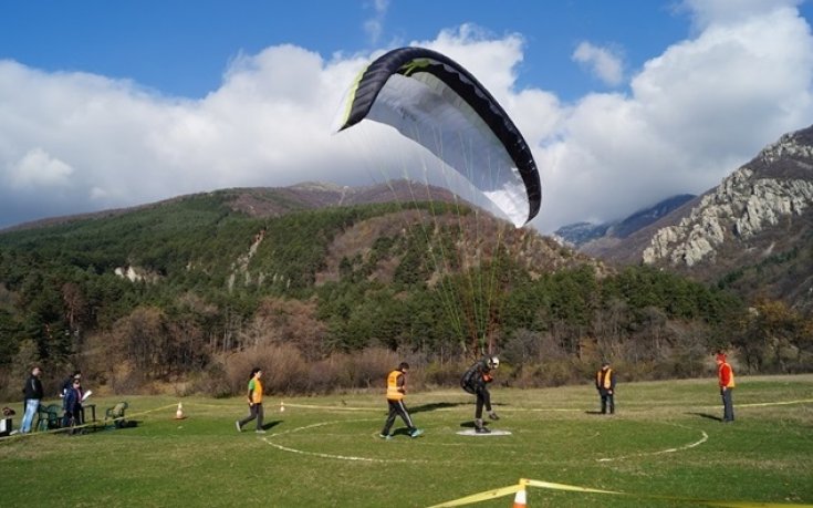 Сопот приема Световна купа по парапланеризъм в дисциплината целно кацане