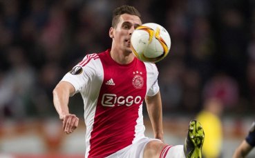 Аякс и Фейенорд с хикс в дербито на Холандия