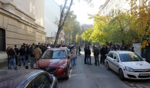 Протестът пред БХК