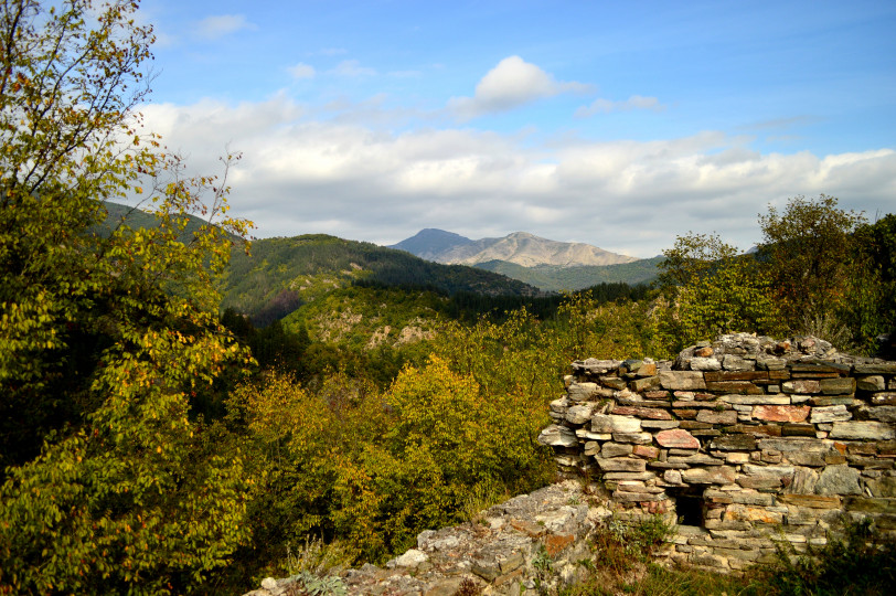 Крепост Кривус близо до село Башево