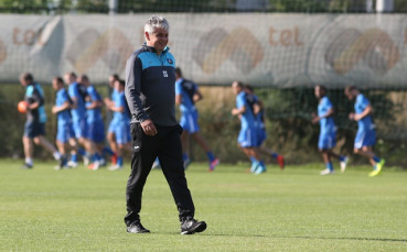 Стоев без дилеми за състава срещу Пирин