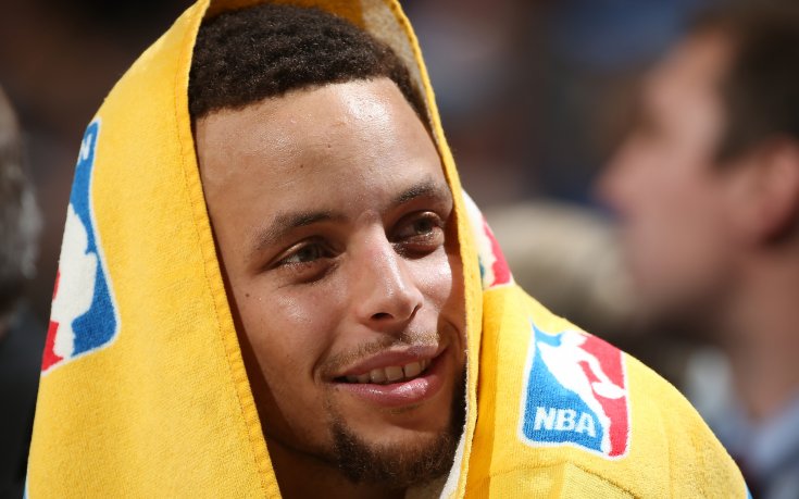 15 от 15 за Голдън Стейт, рекордът е налице