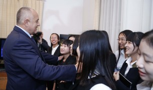 Борисов в Китай