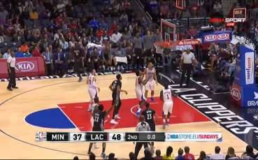 ВИДЕО: Клипърс с аванс и на почивката срещу Тимбъруулвс