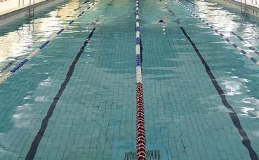 Щафетата на България в плуването извън Топ 20