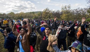 Военните по границата ни с оръжия, дебнат джихадисти