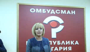 Омбудсманът: Новите винетни стикери не са незаконни