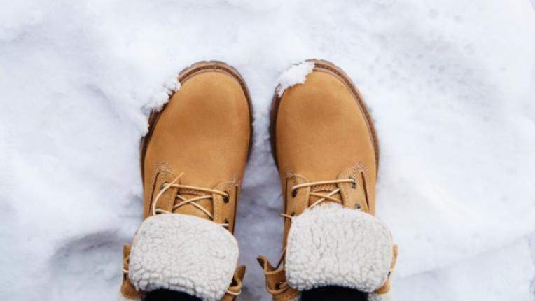 обувки сняг