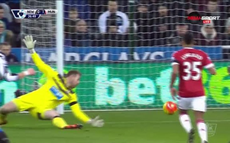 Нюкасъл Юнайтед - Манчестър Юнайтед 1:2 /първо полувреме/