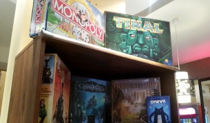 Оставяме компютърните игри, връщаме се към зар и пионки!