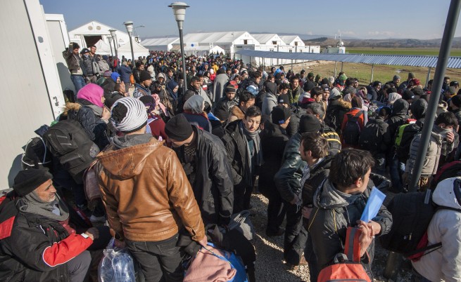Турция иска още пари от ЕС, за да не пусне бежанците