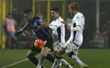 Аталанта изпусна пара в битката за Европа