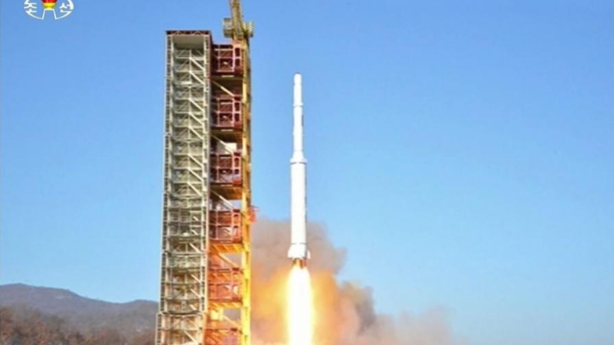 Пхенян изстреля балистични ракети, създаде мини ядрени бойни глави