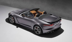 Новият „Ягуар“ привлича вниманието