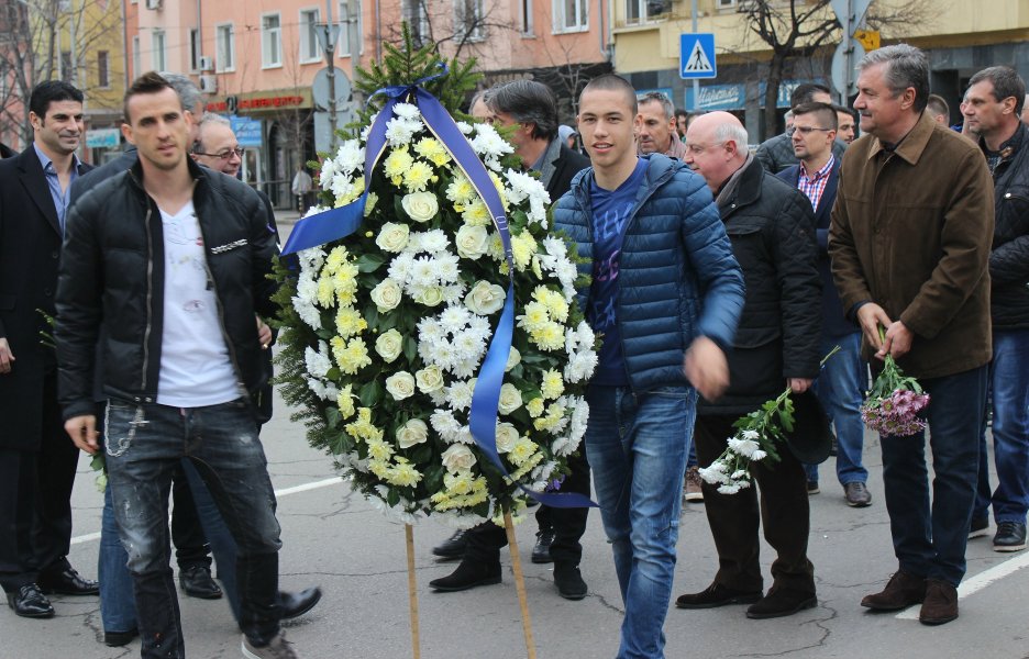 Левски Апостола паметник годишнина1