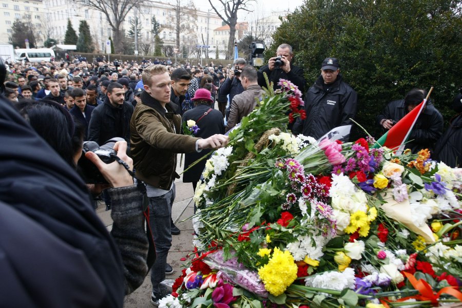 Левски Апостола паметник годишнина1