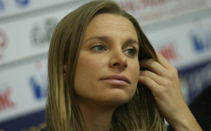 Спомен за 2004, първият мач между Каратанчева и Шарапова, и едно 